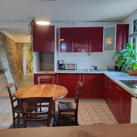 Le Chant Des Lavandes Apartment